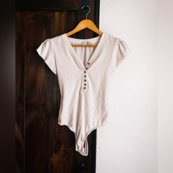 Dress Forum Tops - Dress Forum Los Angeles Oatmeal Bodysuit 🤍